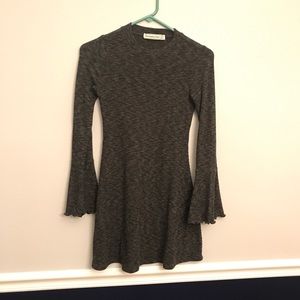 Abercrombie ribbed knit bell sleeve dress XS